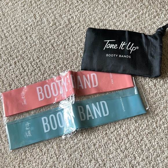 Tone it Up Booty Bands - Picture 2 of 3